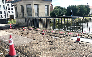 Most w centrum Elbląga od roku czeka na remont. Miasto ogłosiło przetarg